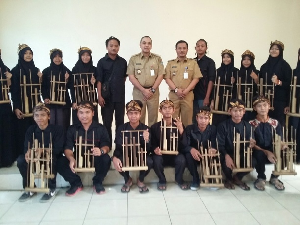 “Dana Desa jangan Dipakai untuk Membangun Kantor Desa”