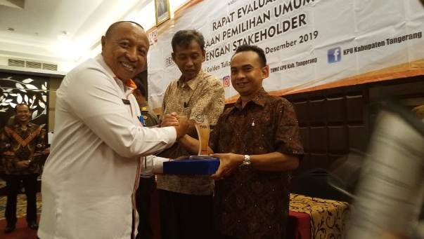 Sukseskan Pemilu 2019, PWI Kabupaten Tangerang Diganjar Penghargaan