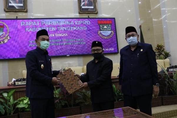 DPRD Kabupaten Tangerang Tetapkan 4 Raperda Menjadi Perda
