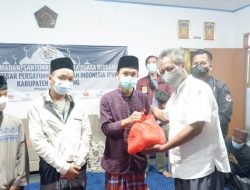 PWI Kabupaten Tangerang Santuni Anak Yatim dan Santri