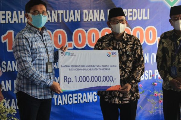BRI Salurkan Donasi Rp 1 Miliar  Untuk  Pembangunan Masjid Raya Raudhatul Jannah BSD Pagedangan