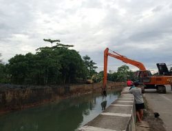 Antisipasi Banjir, Pemkot Tangsel Normalisasi Sungai di Wilayah Rawan Banjir