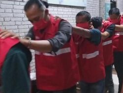 Kejari Kabupaten Tangerang Serahkan 5 Tersangka Kejahatan Migas ke Rutan Jambe