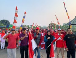Semarak HUT ke-79 RI, Intan Lepas Peserta Gerak Jalan Warga Pakulonan Barat
