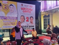 Kunjungi Tokoh Balaraja, Intan Disambut Ratusan Emak-emak