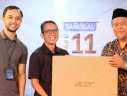 GM Telkom Banten Serahkan Dukungan Edukasi Untuk SMK Prudent School