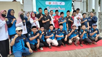 Karang Taruna Kecamatan Rajeg Berbagi Takjil Ramadhan dan Donor Darah