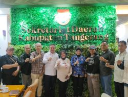Tabayun Jadi Jalan Damai, Wartawan dan ASN DPRD Kabupaten Tangerang Saling Memaafkan