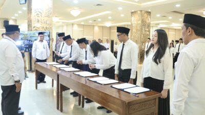 Menaker Lantik 976 ASN, Tekankan Semangat Belajar, Integritas, dan Kekompakan