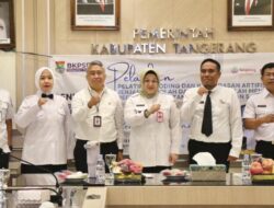 Wabup Intan Tutup Pelatihan Koding dan AI Bagi Guru SD-SMP