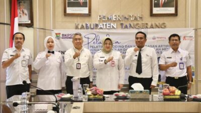Wabup Intan Tutup Pelatihan Koding dan AI Bagi Guru SD-SMP