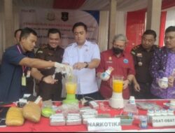 Kejari Kabupaten Tangerang Musnahkan Barang Bukti 65 Perkara Inkrah