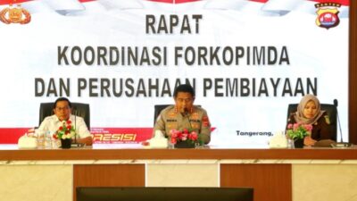 Kumpulkan Puluhan Leasing, Kapolresta Tangerang Tegaskan Larangan Tarik Kendaraan di Jalan