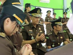 Peringati Hari Lahir Kejaksaan, Kejari Kabupaten Tangerang Ziarah ke Makam Raden Aria Wangsakara