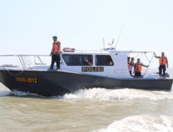 Patroli Laut, Kapolresta Tangerang Sisir Perairan Pulau Cangkir hingga Batas Serang
